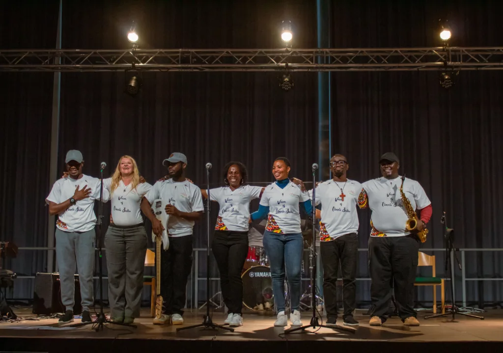 050918_Rise'n'Shine HHGymnasium Foto von Ethan Shum